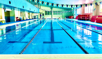 Swimming Coach and Kids